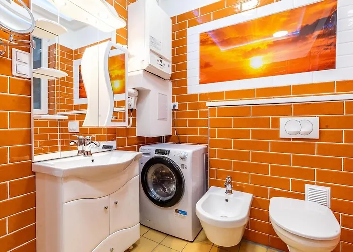 Phoenix - Himalayan Salt & Apartment Budapest