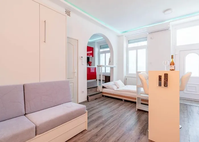 Apartament Phoenix - Himalayan Salt & Budapesta